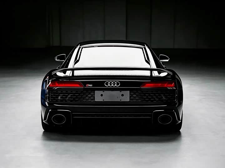 Audi R8, 2023 — фото 7 из 9