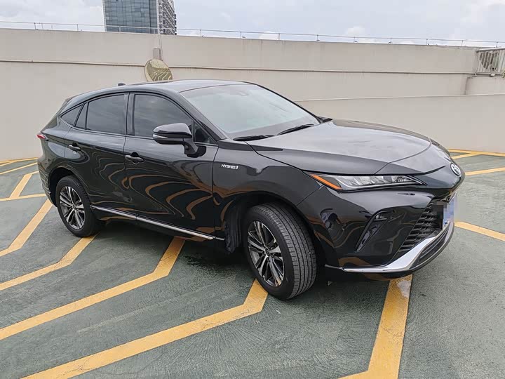 Toyota Venza, 2023 — фото 5 из 9