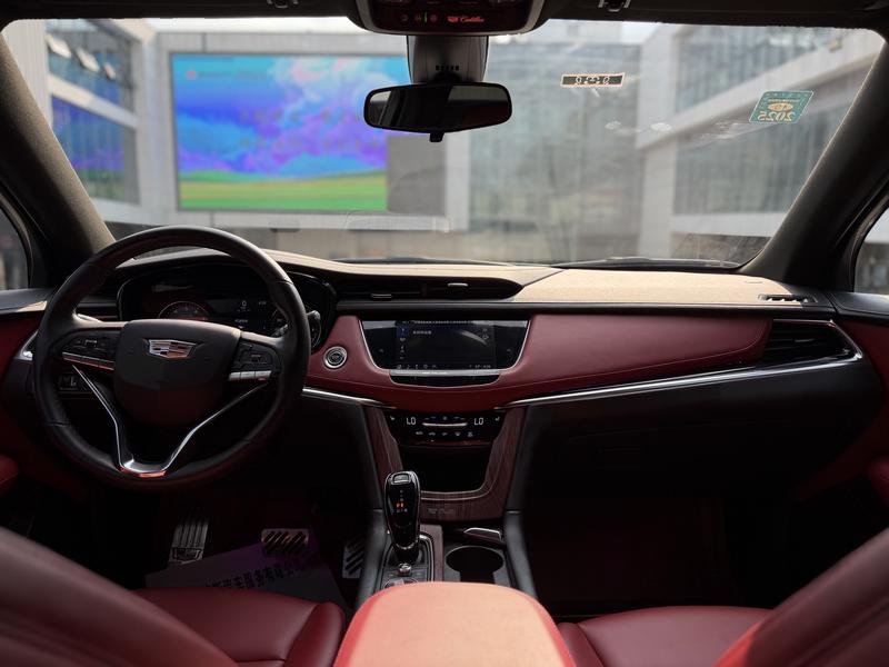 Cadillac XT6, 2022 — фото 8 из 12