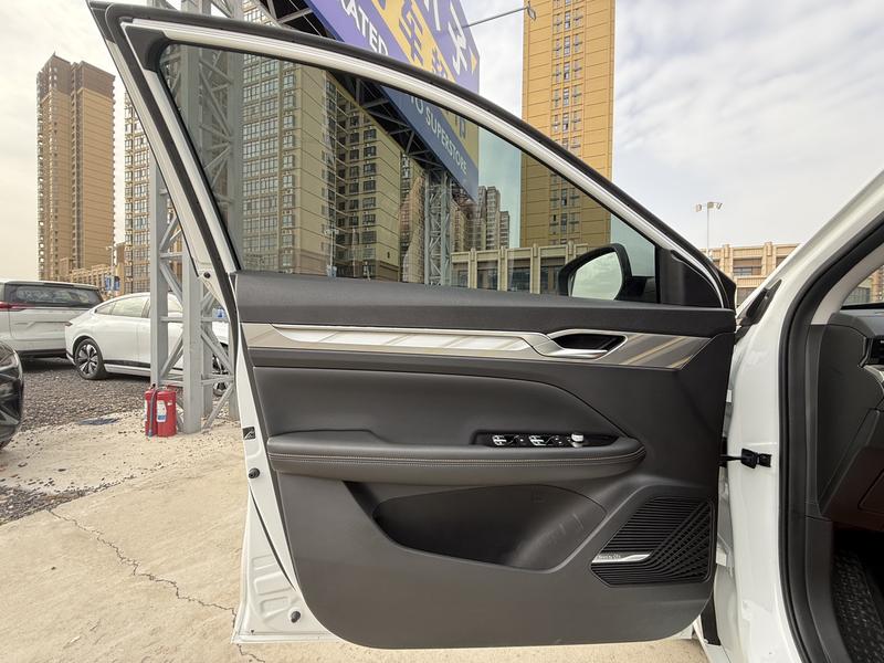 Geely Emgrand L Hi·P Hybrid, 2024 — фото 12 из 12