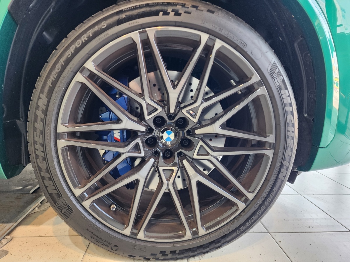 BMW X5 M, 2025 — фото 5 из 12