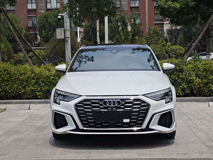 Audi A3, 2023 — фото 2 из 9