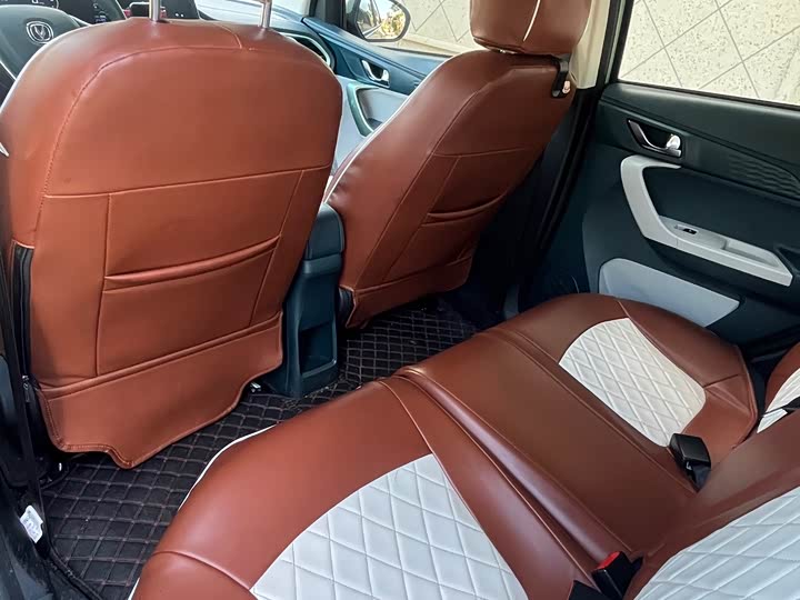 Changan BenBen E-Star, 2022 — фото 7 из 9
