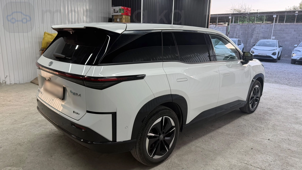 Toyota Bz3x, 2025 — фото 2 из 12