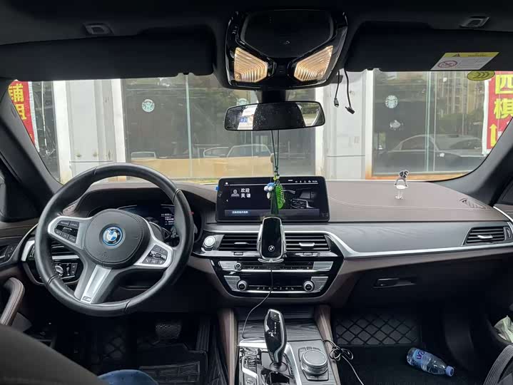 BMW 5 Series Hybrid, 2021 — фото 5 из 9
