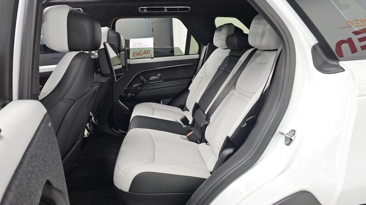 Land Rover Range Rover Sport, 2025 — фото 12 из 12