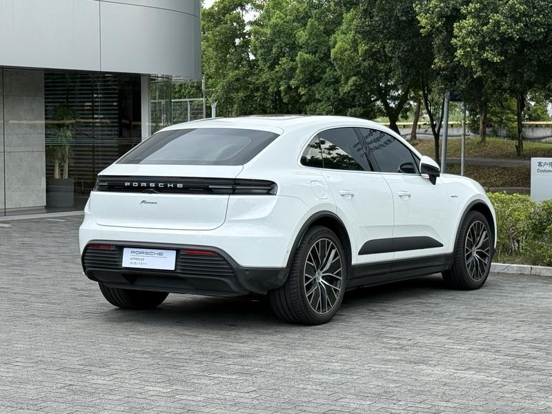 Porsche Macan EV, 2026 — фото 7 из 12