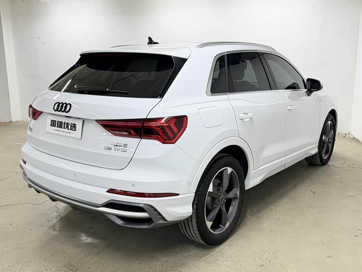 Audi Q3, 2022 — фото 5 из 9