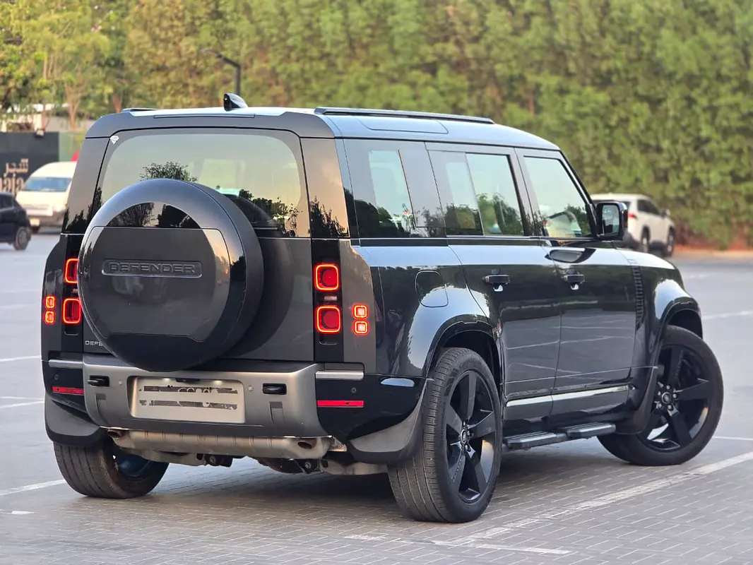 Land Rover Defender, 2025 — фото 5 из 10