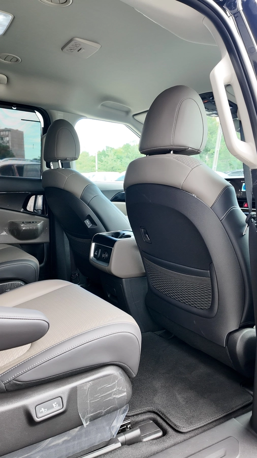 Kia Carnival, 2026 — фото 8 из 8