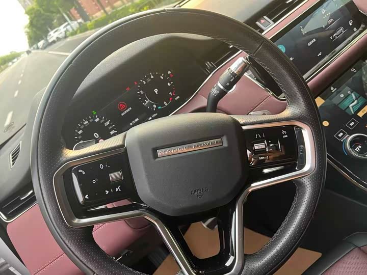 Land Rover Range Rover Evoque L, 2022 — фото 9 из 9