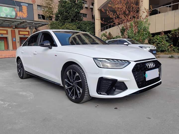Audi A4L, 2023 — фото 3 из 9