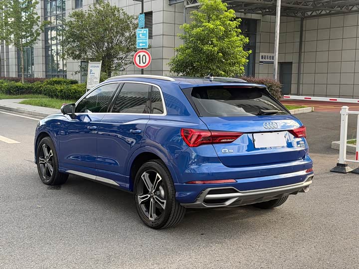 Audi Q3, 2022 — фото 7 из 9