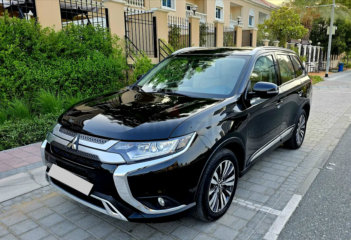 Mitsubishi Outlander, 2023 — фото 2 из 10