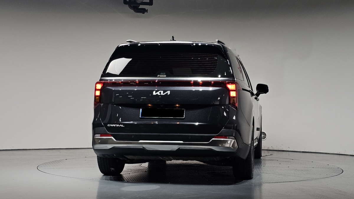 Kia Carnival, 2025 — фото 4 из 12