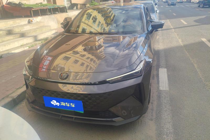 Changan UNI-V Hybrid, 2024 — фото 2 из 9