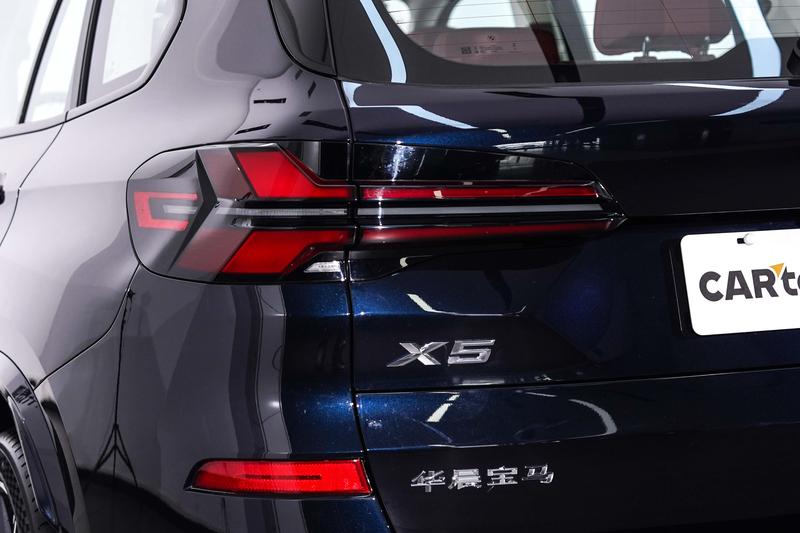 BMW X5, 2024 — фото 8 из 12