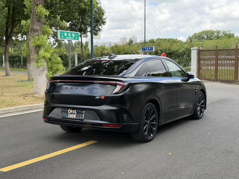 BAIC Arcfox Alpha S, 2023 — фото 7 из 12
