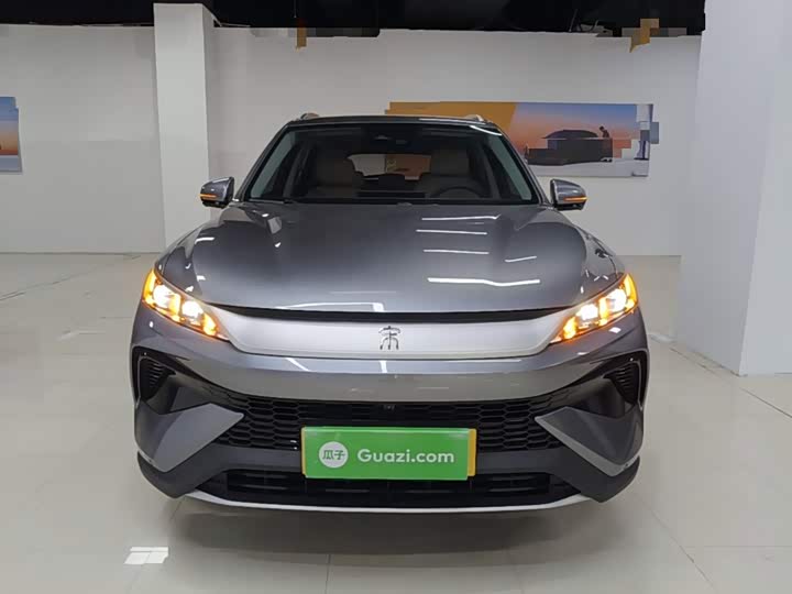 BYD Song Pro Hybrid, 2024 — фото 3 из 9