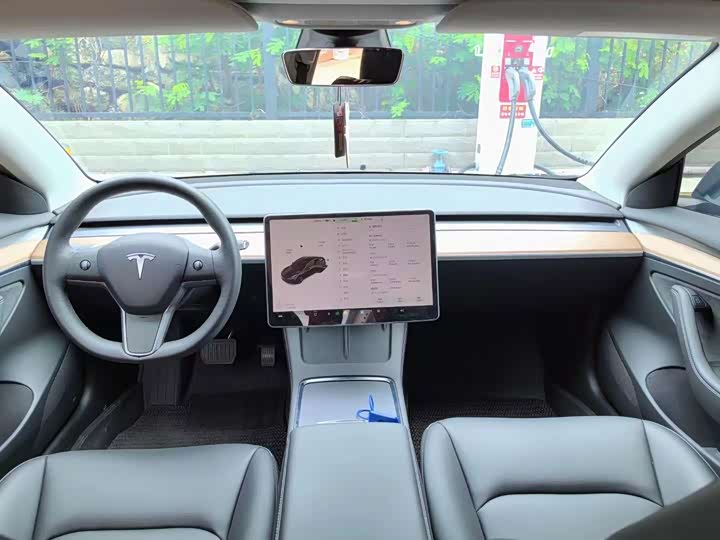 Tesla Model 3, 2022 — фото 6 из 7