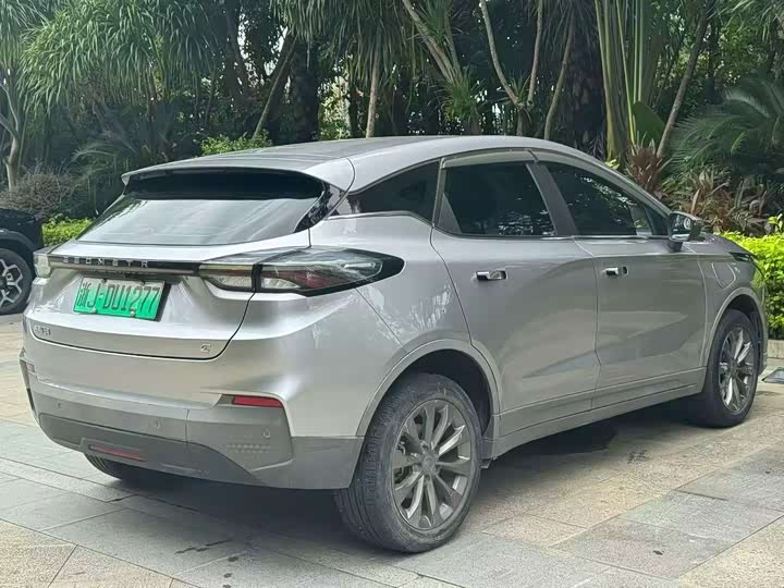 Geely Geometry C, 2022 — фото 7 из 9