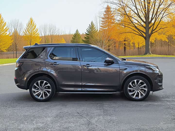 Land Rover Discovery Sport, 2022 — фото 7 из 9
