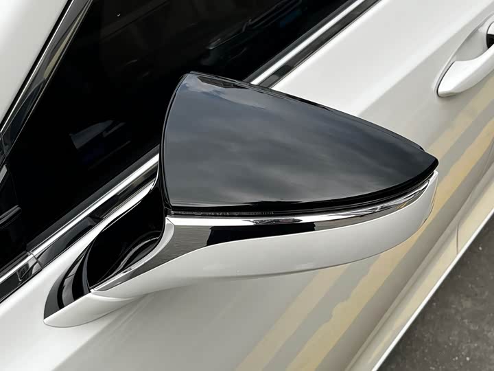 Lexus ES, 2023 — фото 5 из 9