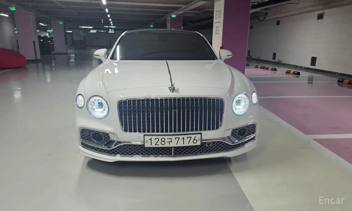 Bentley Flying Spur, 2022 — купить в Чебоксарах под ключ