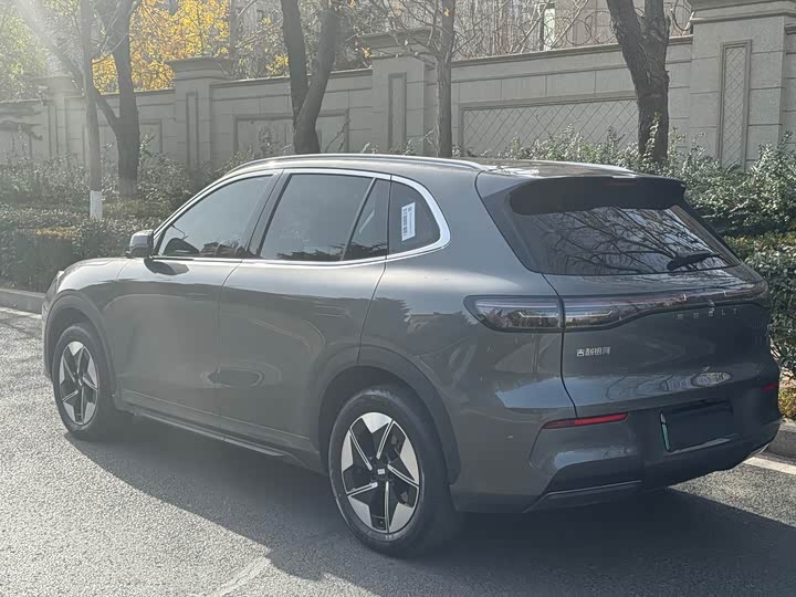 Geely Galaxy E5, 2025 — фото 4 из 12
