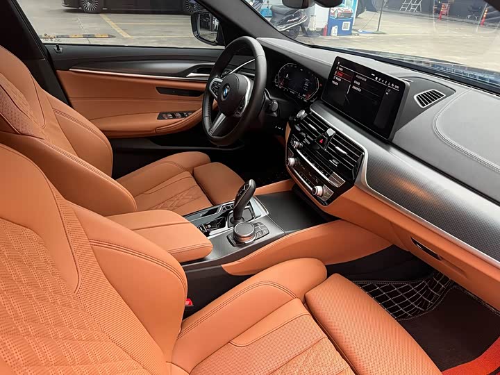 BMW 5 Series, 2022 — фото 8 из 9