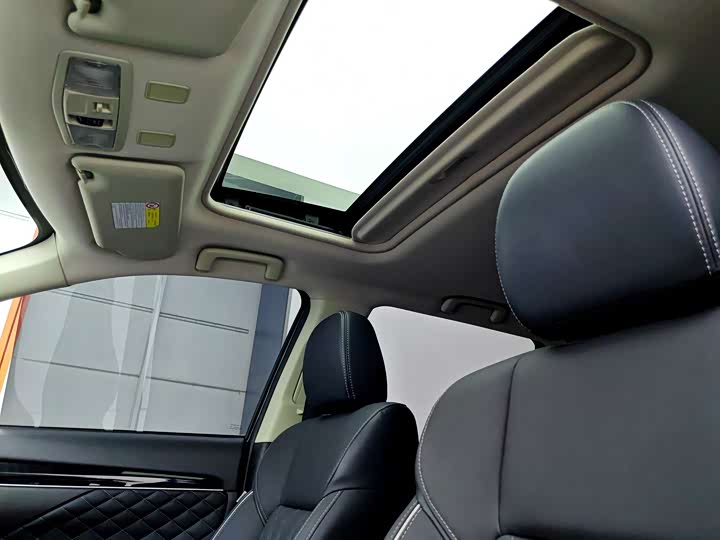Mitsubishi Outlander, 2022 — фото 8 из 9