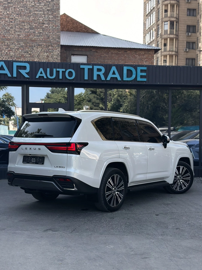 Lexus LX, 2025 — фото 4 из 11