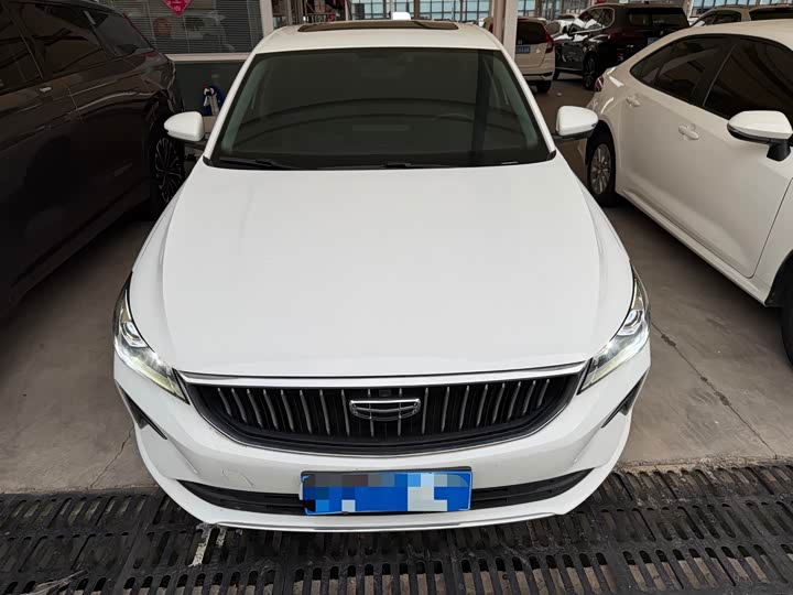 Geely Emgrand, 2021 — фото 2 из 9