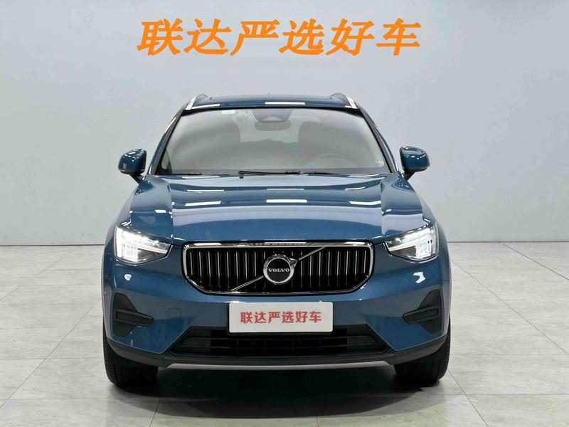 Volvo XC40, 2022 — фото 2 из 12