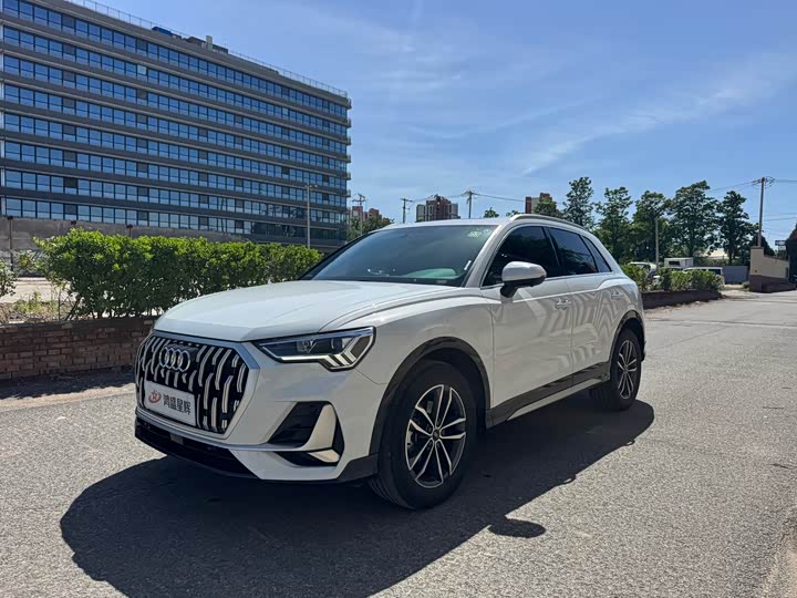 Audi Q3, 2024 — купить в Саранске под ключ