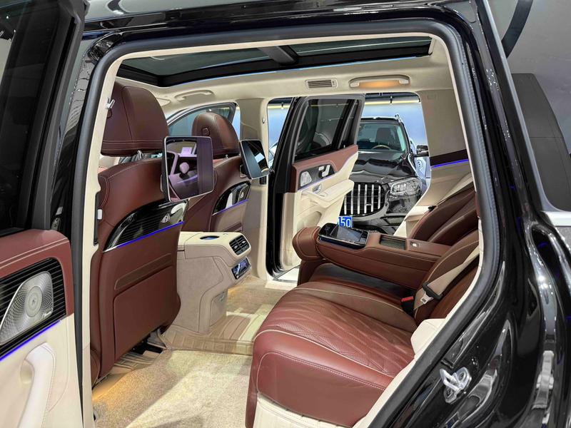 Mercedes-Benz Maybach GLS, 2024 — фото 10 из 11