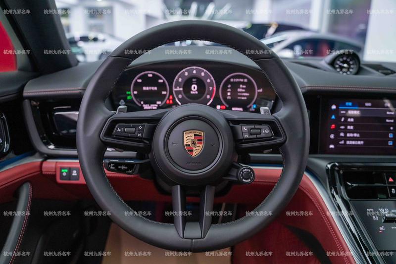 Porsche Panamera, 2024 — фото 12 из 12