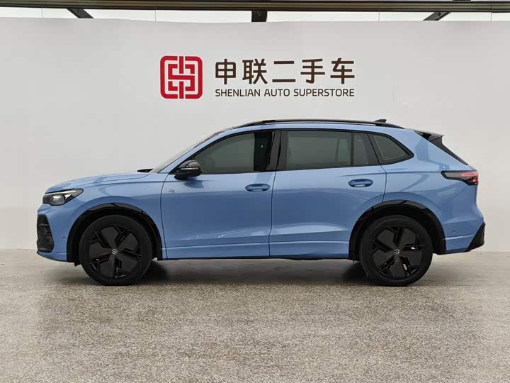Volkswagen Tiguan L Pro, 2024 — фото 3 из 9