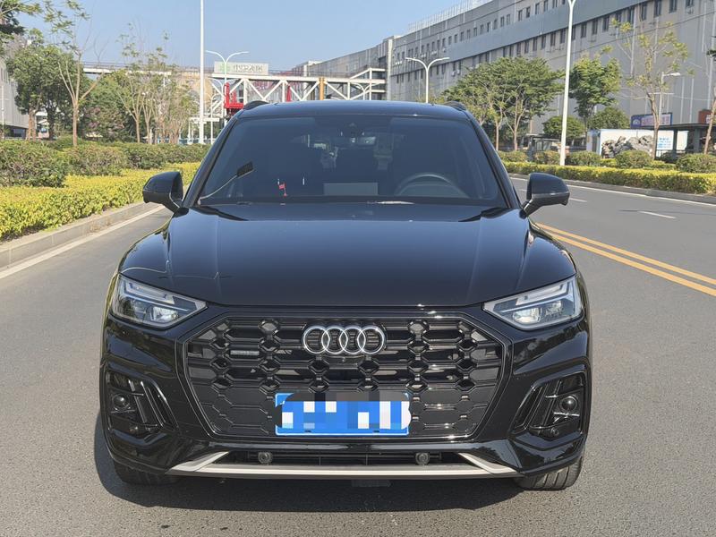 Audi Q5L, 2023 — фото 2 из 10