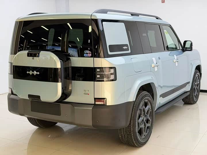 BYD FangChengBao Titanium 7 (Tai 7), 2026 — фото 7 из 9