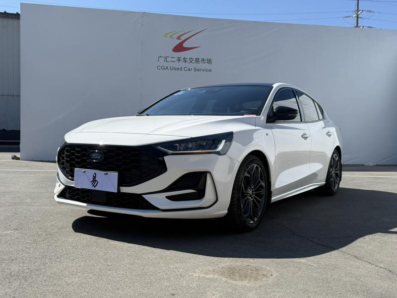 Ford Focus, 2022 — купить в Санкт-Петербурге под ключ