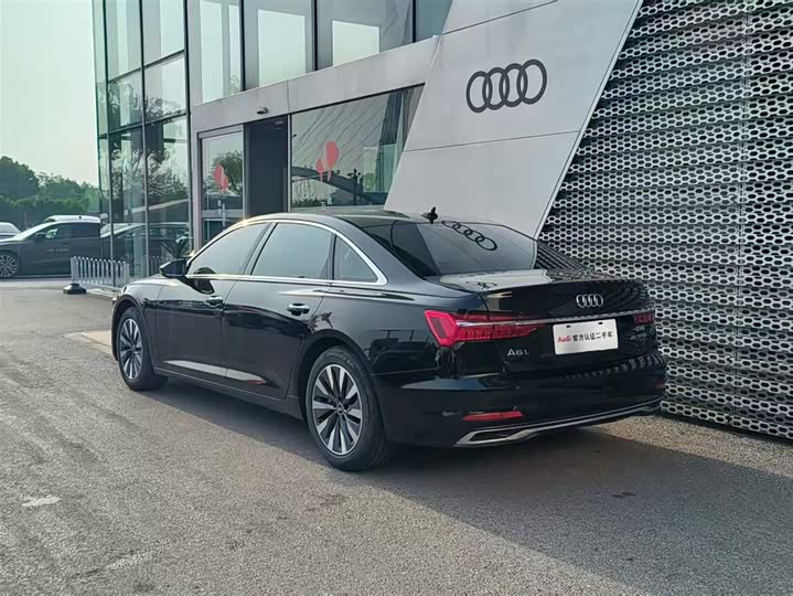 Audi A6L, 2023 — фото 5 из 9
