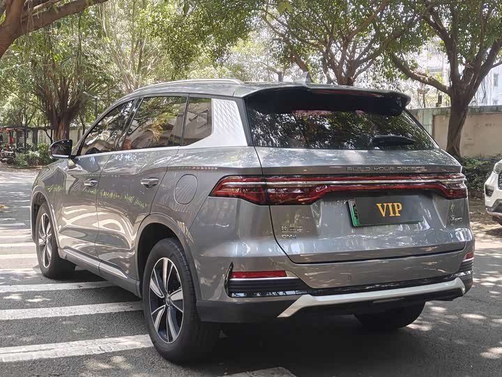 BYD Song Pro Hybrid, 2022 — фото 2 из 9