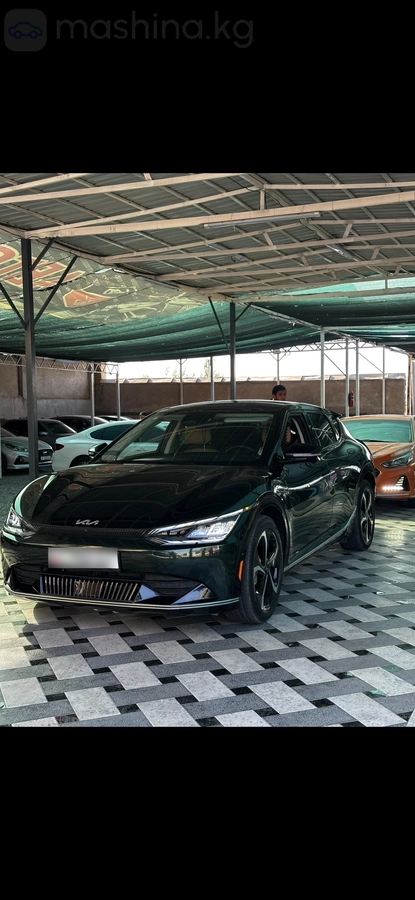 Kia EV6, 2023 — фото 7 из 12