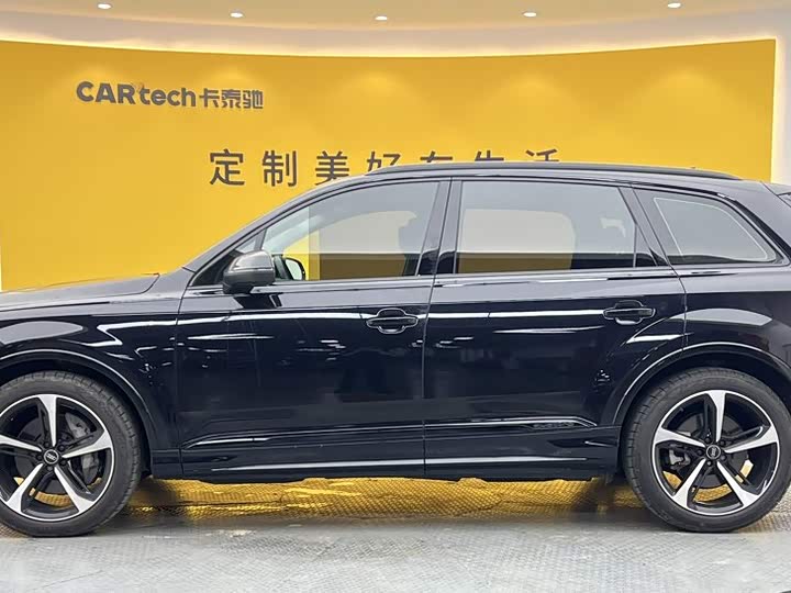 Audi Q7, 2021 — фото 7 из 9