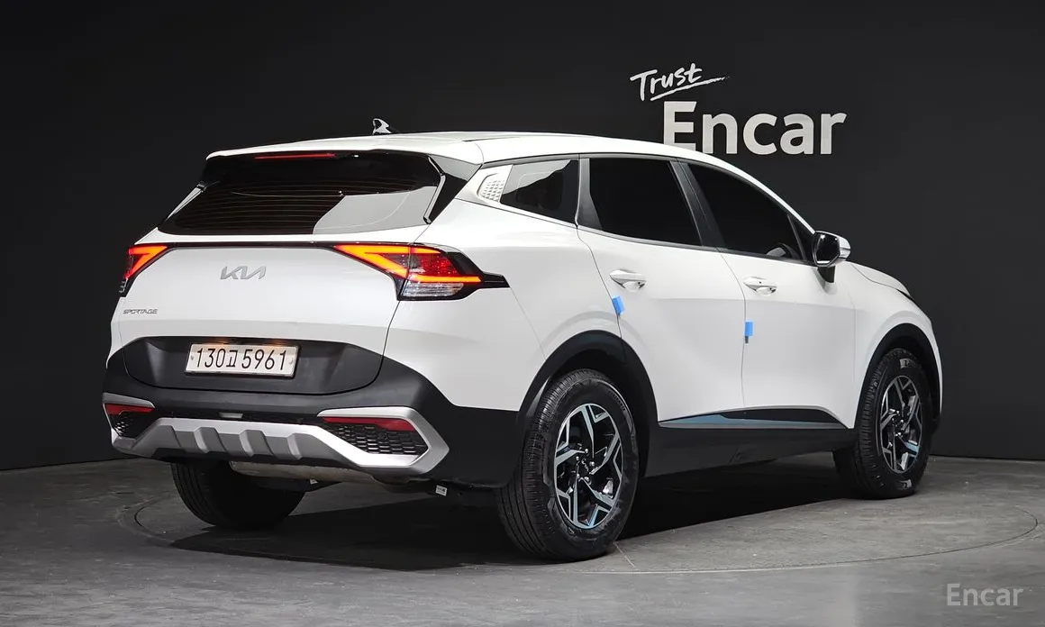 Kia Sportage, 2021 — фото 2 из 12
