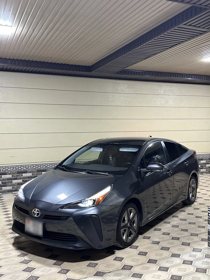 Toyota Prius, 2021 — фото 2 из 12