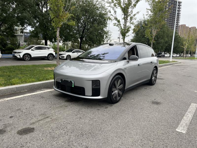 LiXiang i8, 2025 — купить в Белгороде под ключ