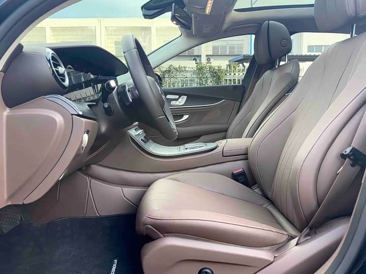 Mercedes-Benz E-Class Hybrid, 2023 — фото 5 из 9