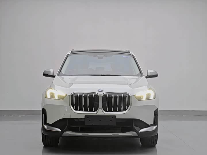 BMW X1, 2023 — фото 2 из 9